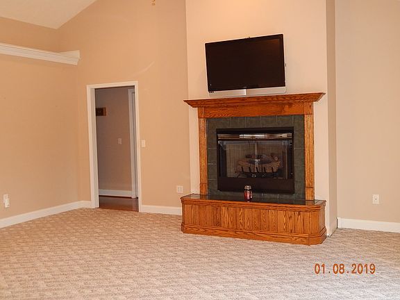 4th image of 241 Autumn Place Ln