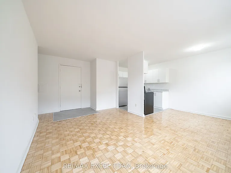 4 Hill Heights Rd #106 — Photo 8
