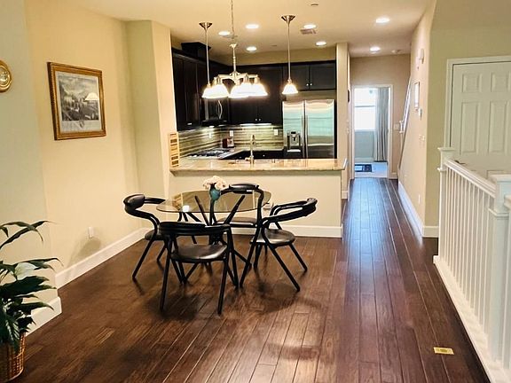 5th image of 481 Umbria Pl