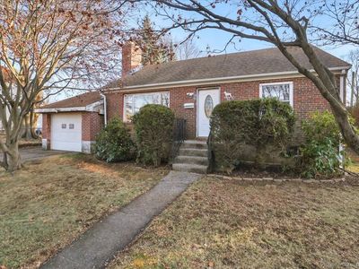 39 West St, New Britain, CT, 06051