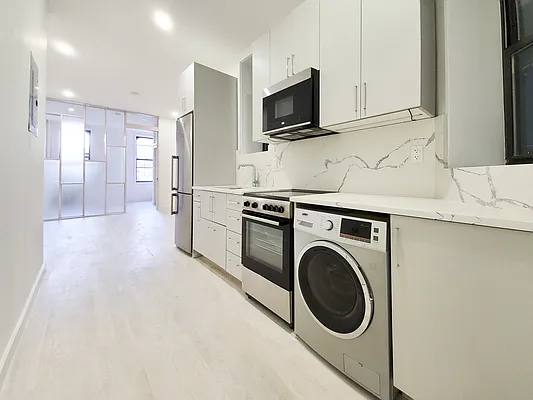 Rented by Brighton Management | media 2