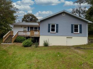 1629 Shoal Creek Rd, Whittier, NC 28789