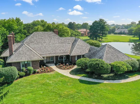 1605 Midwest Club Pkwy, Oak Brook, IL 60523