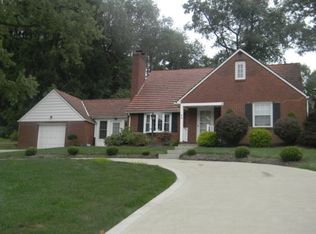 92 Lambeth Dr, Pittsburgh, PA