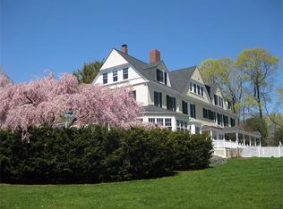 168 Beach St, Manchester, MA 01944