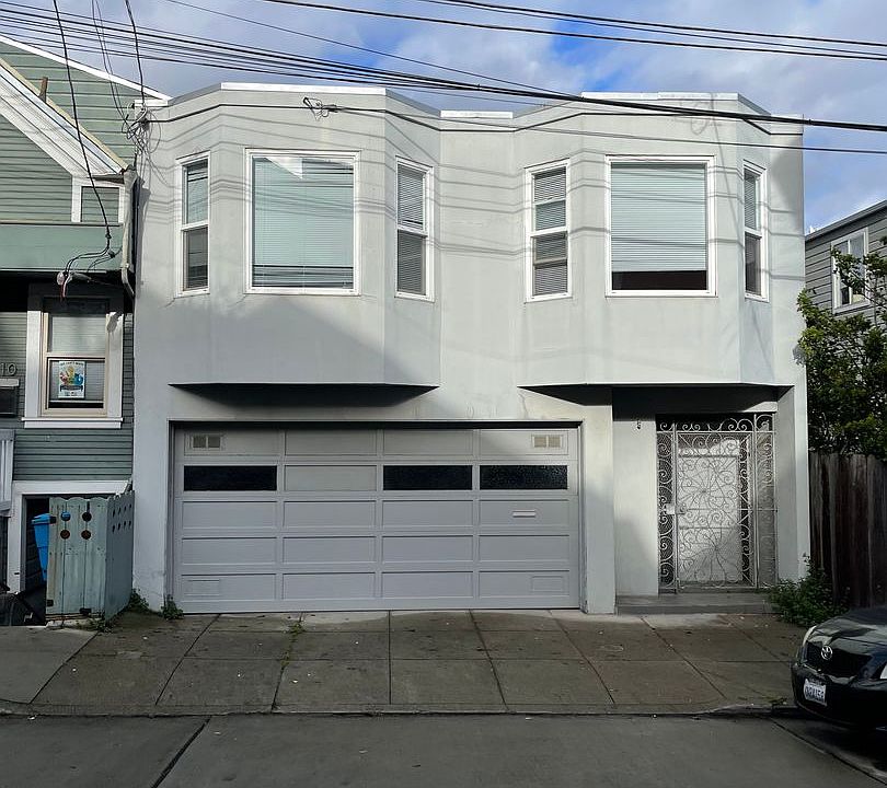 1st image of 8 Lundys Ln