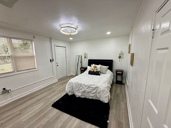 4th image of 1545 Langston Ave SW #6