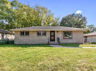 5431 W Green Tree Rd, Milwaukee, WI 53223
