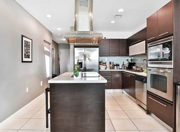 5th image of 7928 East Dr APT 1503