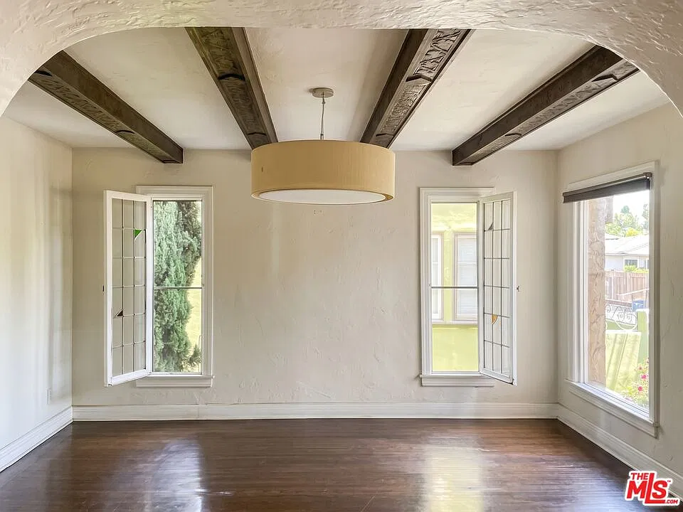3 bed, 2.0 bath, 2650 sqft, $6,500 — Photo 4
