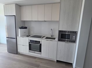 3009 Novar Rd #1715, Mississauga, ON L5B 1S4