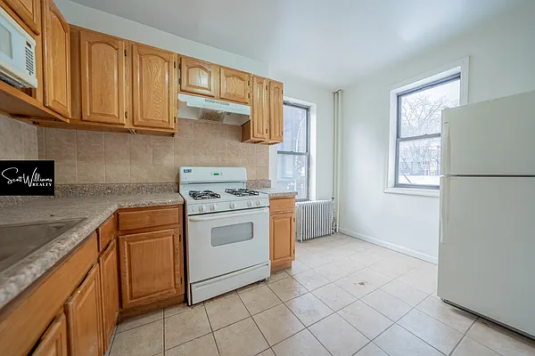 Rented by Scott Williams Realty LLC | media 27