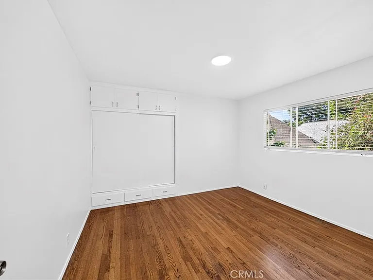 728 Cedar Ave — Photo 9