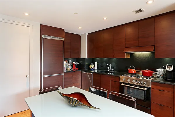 Rented by Corcoran | media 2