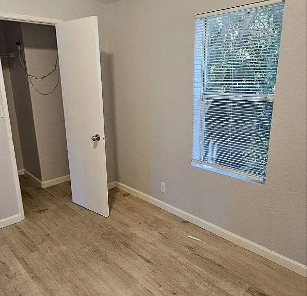 9425 Cherry St — Photo 25