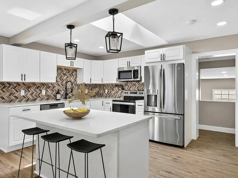 3620 E Tampa Cir — Photo 8