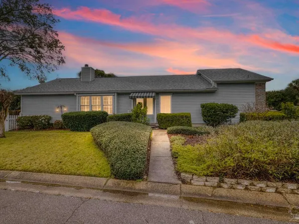 3515 Silvertree Ln, Pensacola, FL 32504