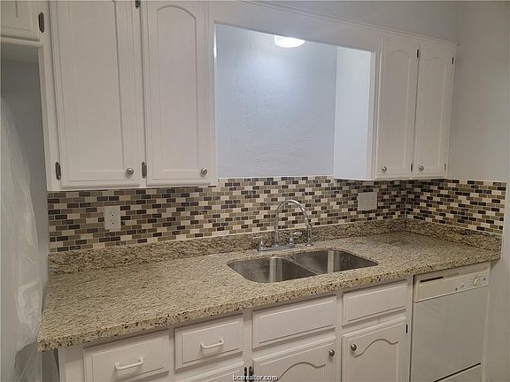 4th image of 7722 Appomattox Dr