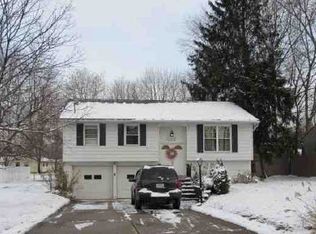 2375 Trentwood Dr SE, Warren, OH