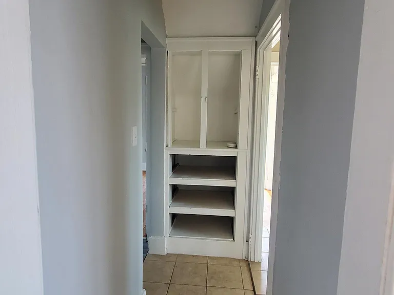 3345 Hogarth Ave #2 — Photo 25