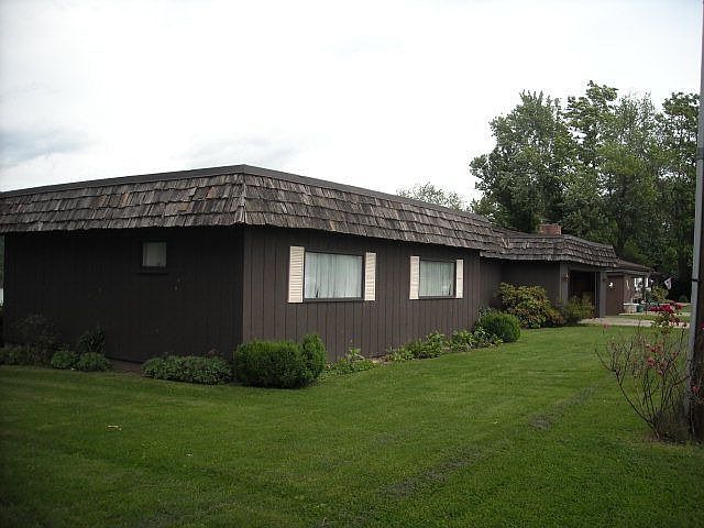 1st image of 639 Meadows Ln