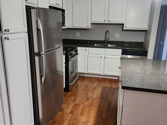2nd image of 1425 Willow Brook Cove Ct Unit 10