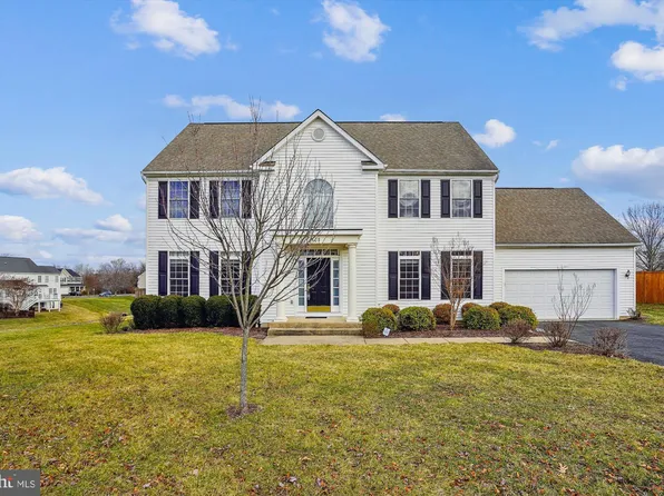 607 Holly Crest Dr, Culpeper, VA 22701
