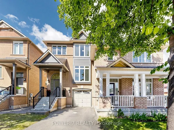 20 McCaul St, Markham, ON L6C 2E5