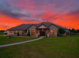 147 Horse Whisperer Ct, Decatur, TX 76234