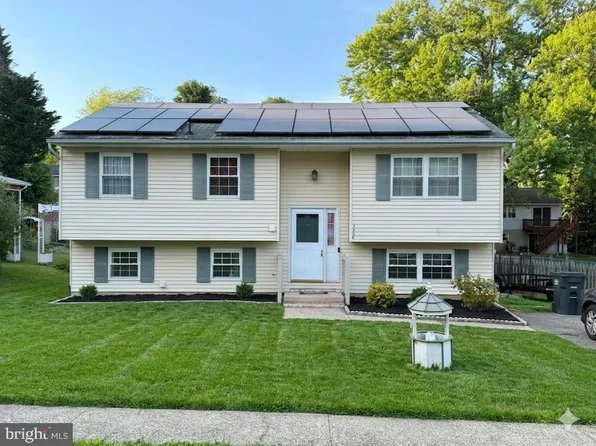 3606 27th St, Chesapeake Beach, MD 20732