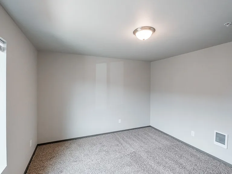 Cherry Glen Apartments — Photo 7