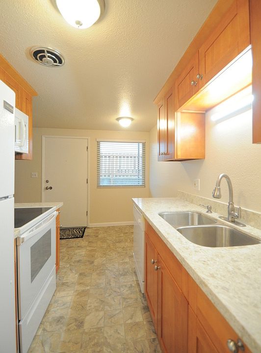 Kitchen - View 2