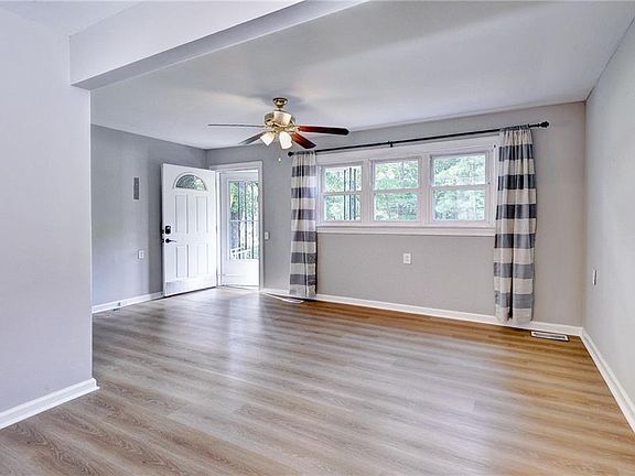5th image of 203 Old Seaford Rd