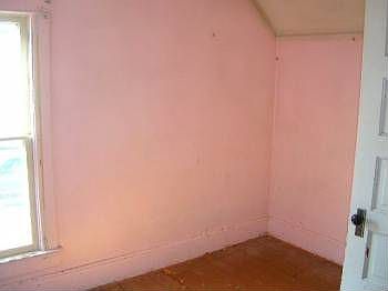 4th image of 548 Kibler Ave