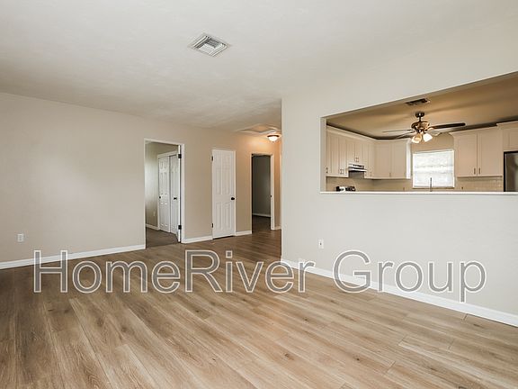 3rd image of 1137 56th Ave N