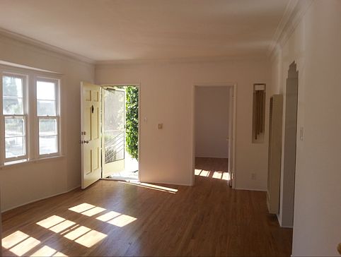 2nd image of 1505 N Avenue 50