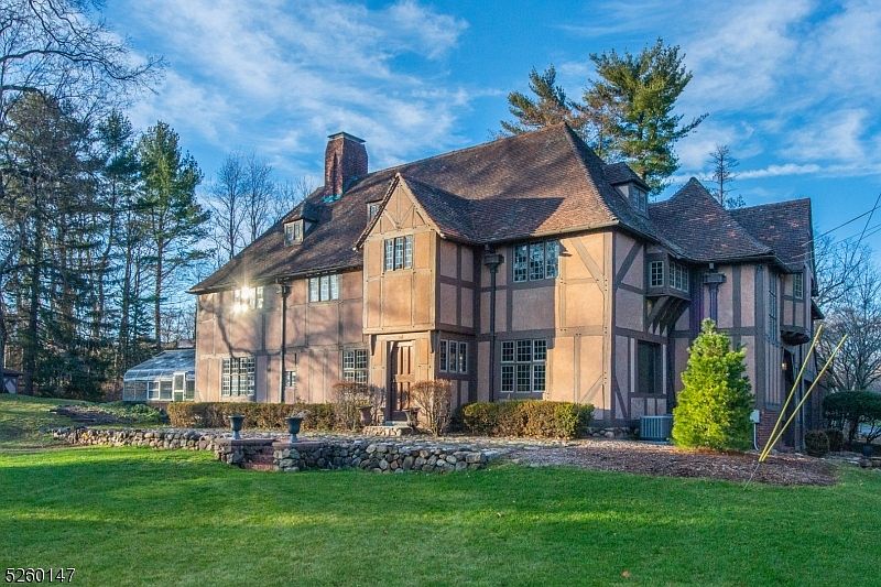 19 Western Drive, Short Hills, NJ 07078 Zillow