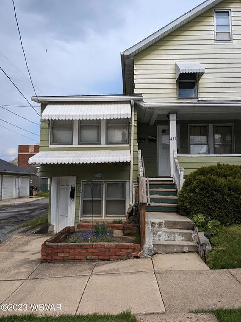 Building Photo - 435 1/2 Bayard St