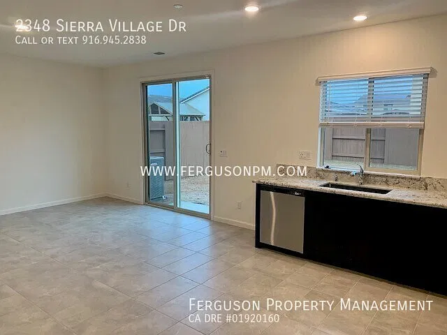 Pet Friendly Solar Home in West Roseville — Photo 4