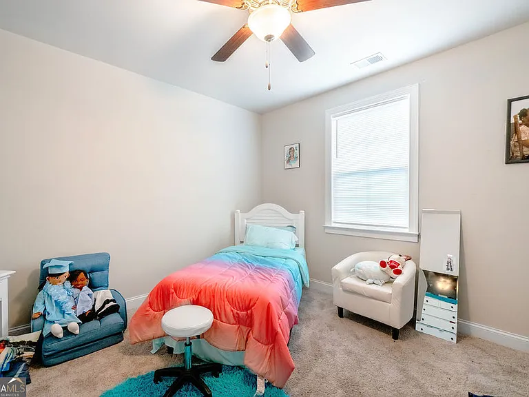 337 Caledonia Ct — Photo 13