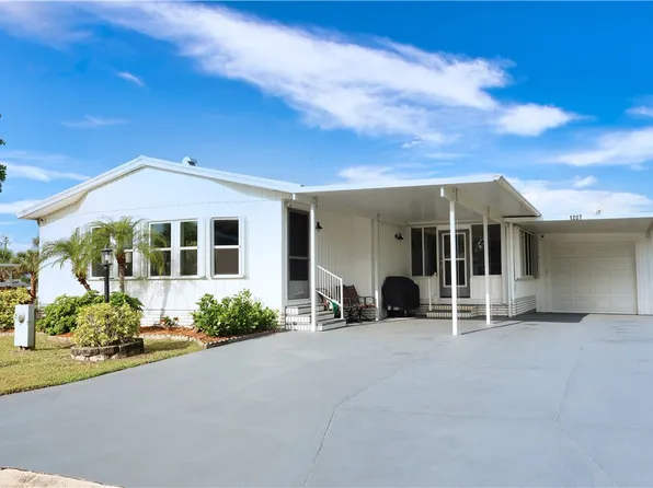 1207 Chipewa Dr, Barefoot Bay, FL 32976