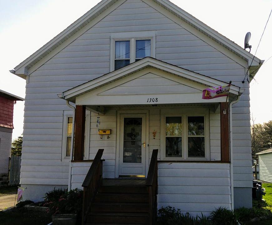 1st image of 1308 Dakota St