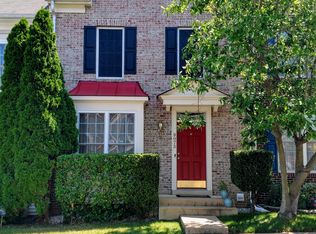 9073 Two Bays Rd, Lorton, VA 22079