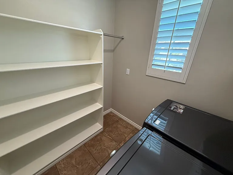 29052 W Hills Dr — Photo 21