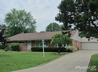 1681 Ashstan Dr, Walled Lake, MI