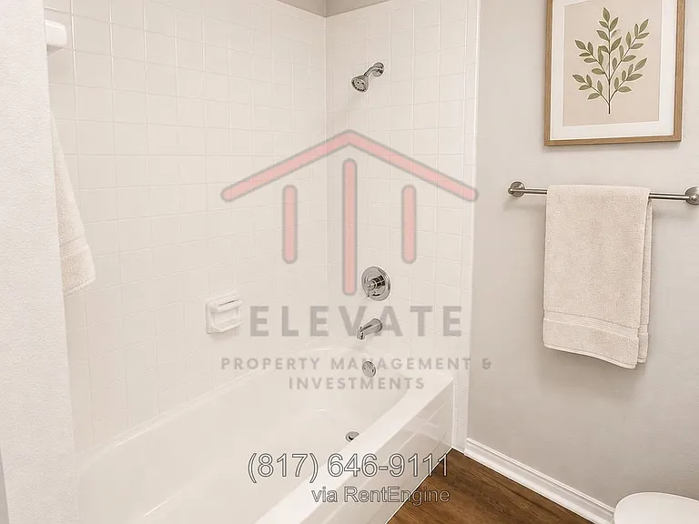 5912 Holiday Ln #B — Photo 17