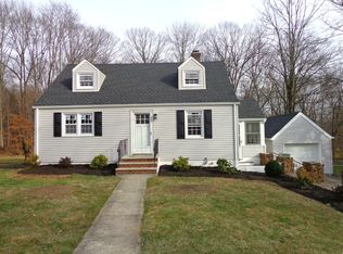 81 Central Ave, Stirling, NJ 07980