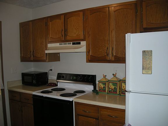 Handy kitchen