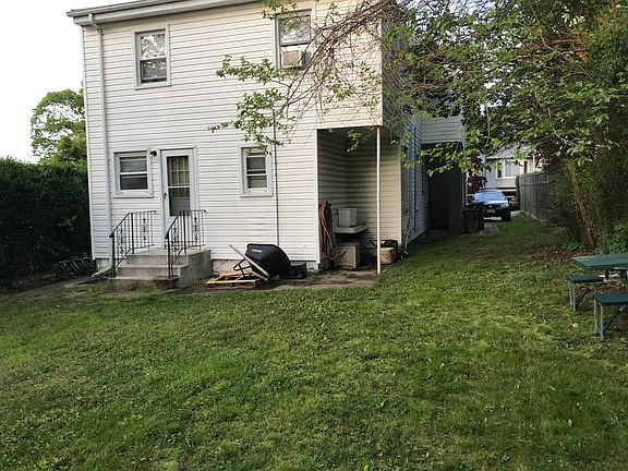 5th image of 134 Longfellow Dr Floor 1