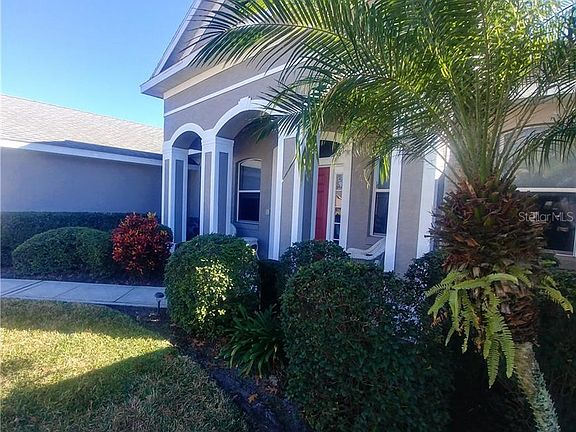 3rd image of 36317 Grand Island Oaks Cir